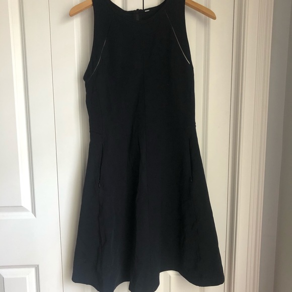 Lululemon &go 'Til Dawn Dress EUC Size 10 - Picture 2 of 7